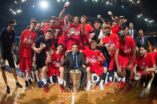 阿齐兹：太早丢球让局面困难，感谢远征球迷下雨还支持我们（阿齐兹：早早失球令比赛被动，感谢冒雨远征支持的球迷）