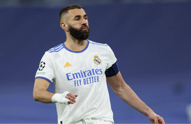 TA：阿森纳真正的隐患集中于防线；维拉的阵容几乎没容错空间（TA：阿森纳最大软肋在后防，维拉阵容几乎零容错）