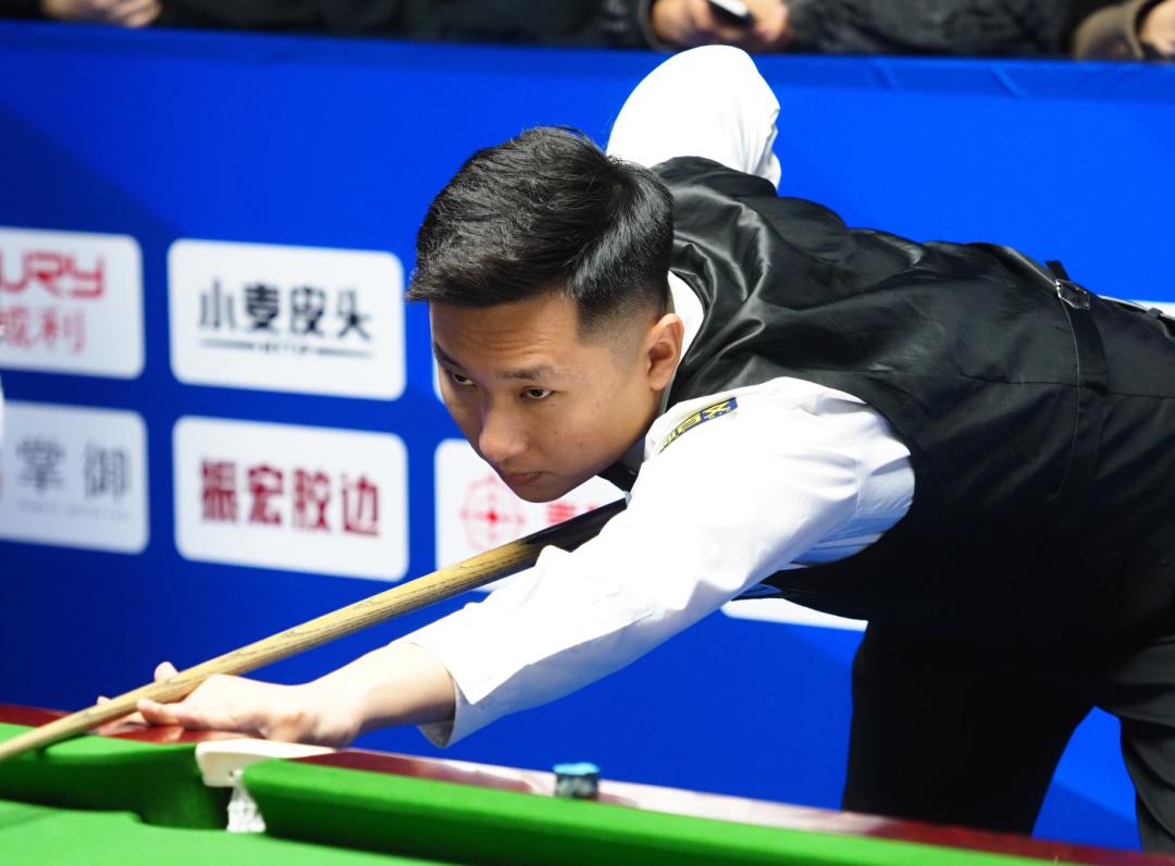 他们通过一 他们通过一